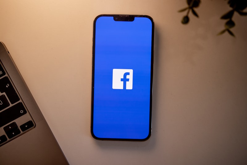 Meta Lead Ads auf Facebook und Instagram für Unternehmen